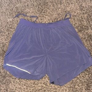 Men’s Lululemon Fast and Free Medium Size 6 inch inseam shorts !Rarely worn!